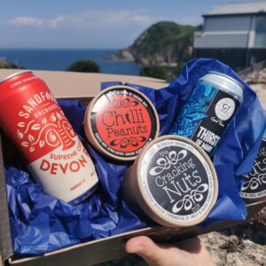 Dad's Nuts Box: Cider, Ale & 2 Nuts
